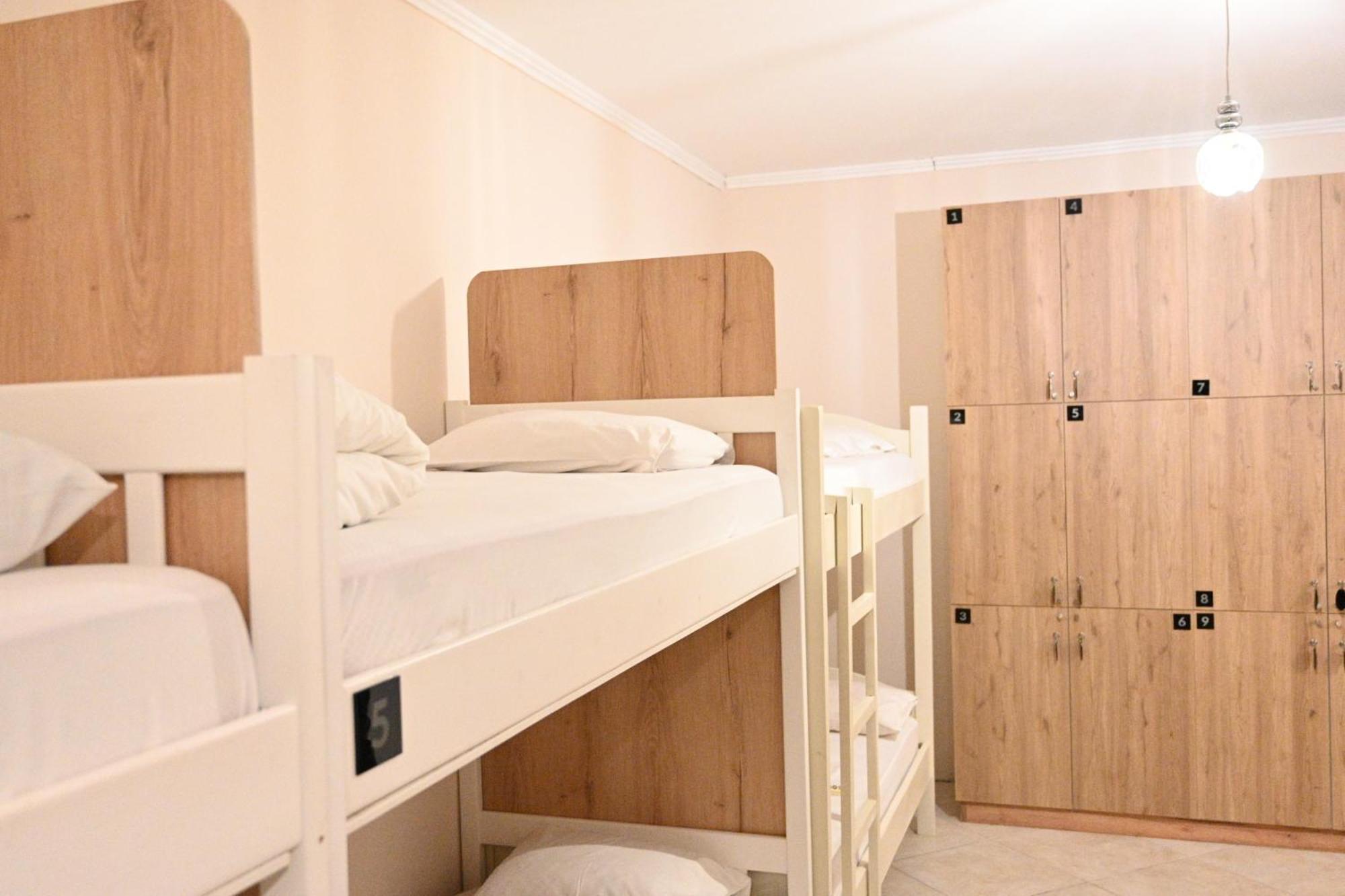 Top View Hostel Durres Ngoại thất bức ảnh